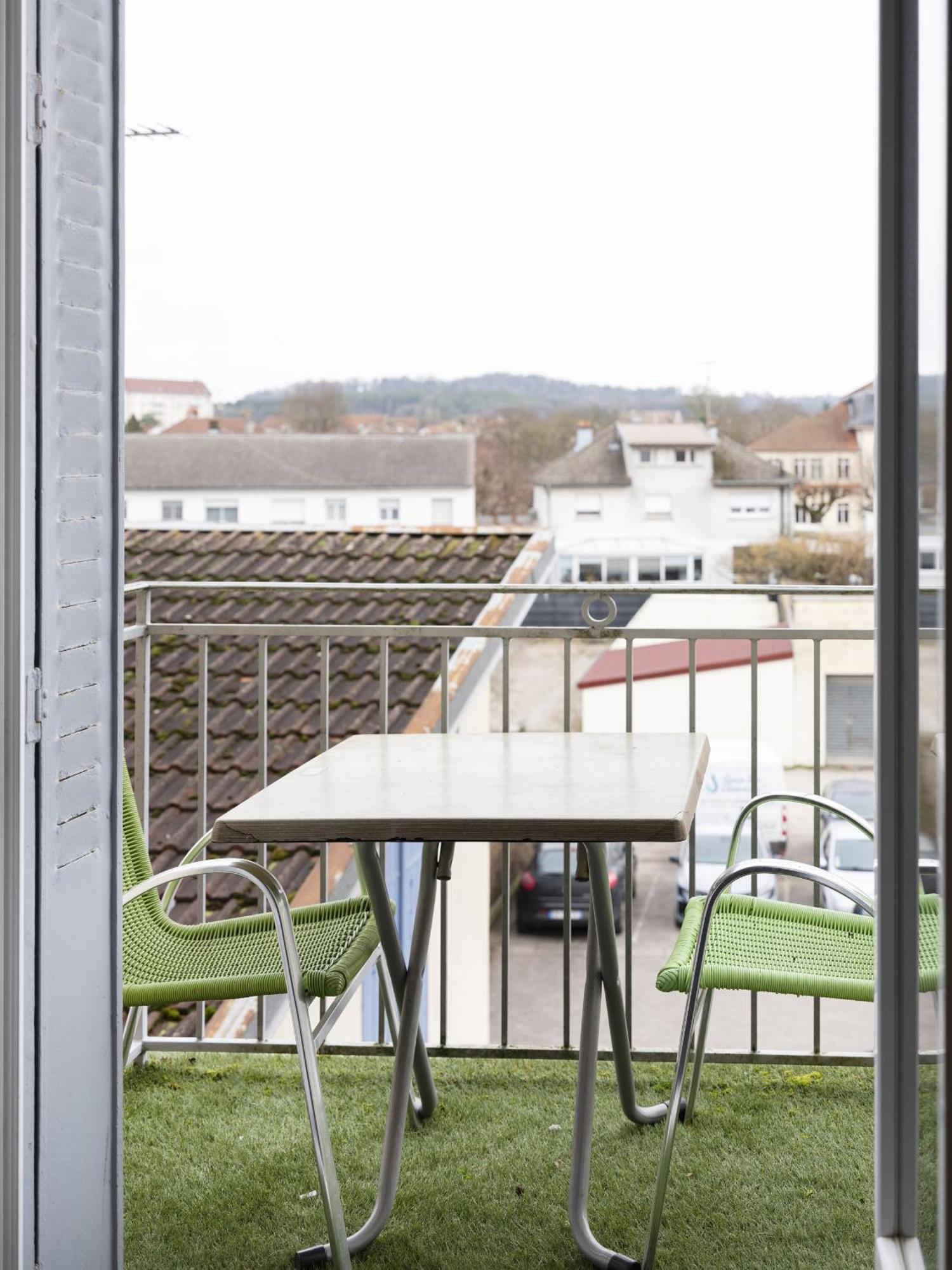 Residence Louis Quartier Centre Ville Vittel Buitenkant foto